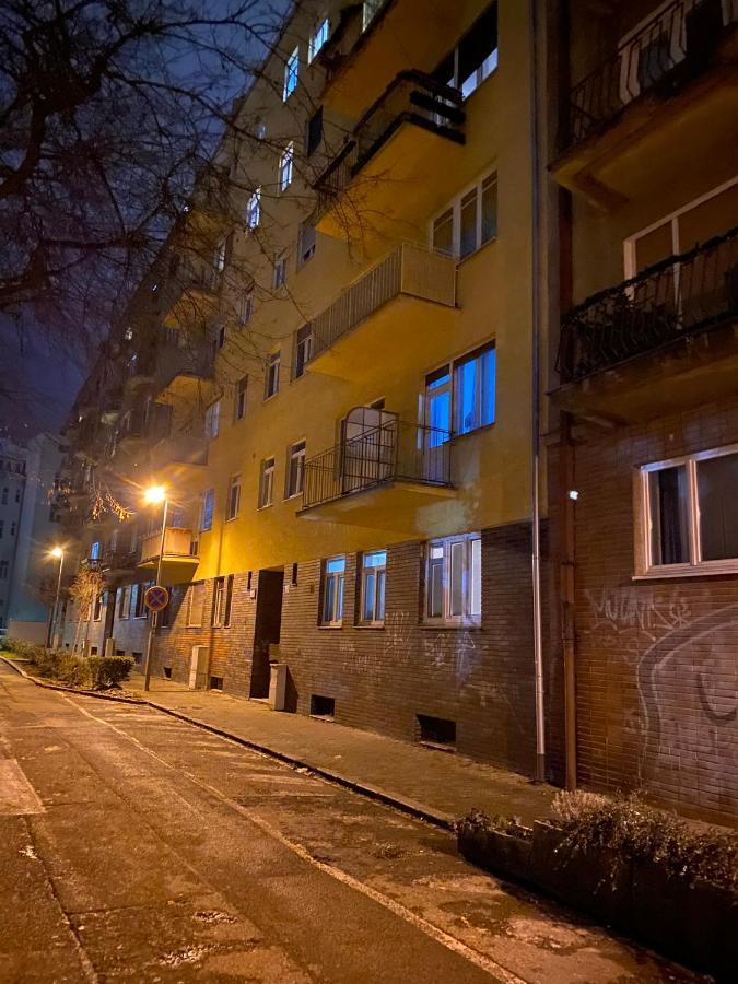 Апартаменти Sunny House One Братислава Екстер'єр фото